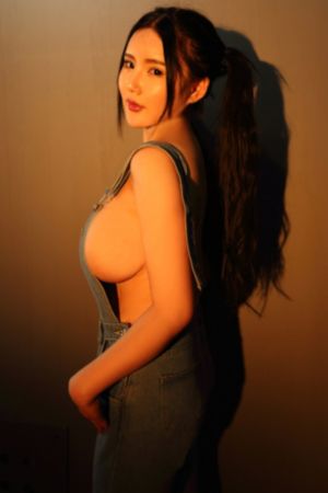 半乳妖娘
