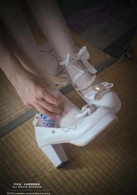 《女巫》在线观看完整版